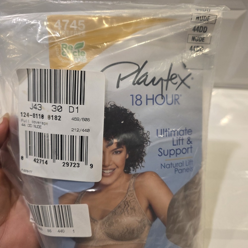 Playtex Women's 18 Hour Ultimate Lift and Support Wirefree Bra Size 44DD Nude
